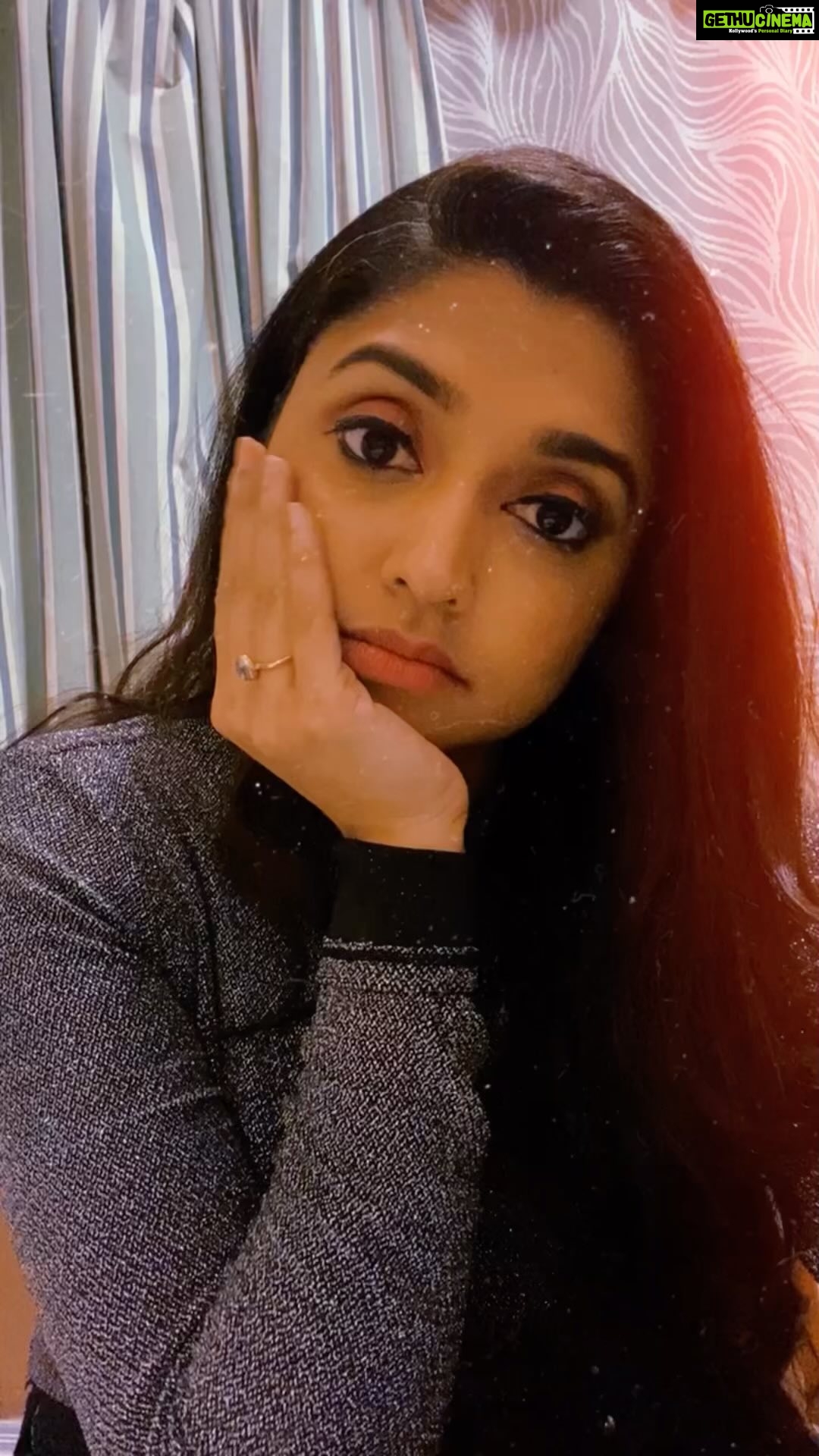 Sija Rose Instagram - After effect of seeing every post on VICKAT wedding! . #reels #reelsindia #reelsinstagram #reelitfeelit #trendingreels #trend #reelsindiaofficial #hindisongs #oldmelody #melody #reelsindiaofficial