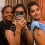 Sija Rose Instagram - Lets jee laiya!! Getting back to some old trends! . @riaa_saira @lakshmi.sruthi