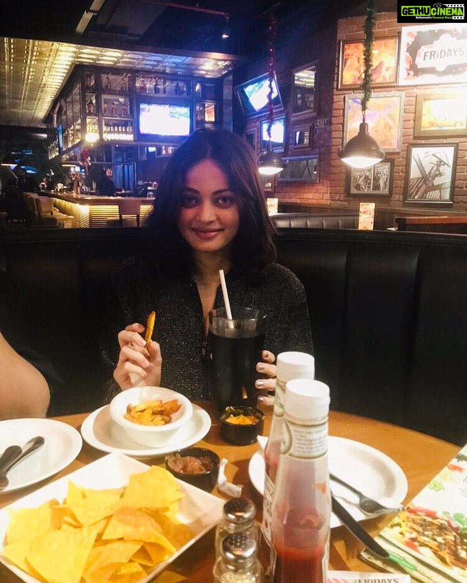 Sneha Ullal Instagram - Nights amuse me..I love the 3 am version myself