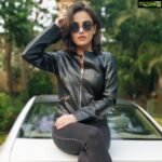 Sneha Ullal Instagram - Hey it’s the festive season round the corner and here is what I have curated at Promod_india . My most favorite pick from Promod’s latest Autumn/Winter collection is this black leather jacket that can be paired with just about anything.It will keep me warm but will also keep up the glam .😬(its synthetic leather-cruelty free fashion) #promod_india #festiveseason #twepl