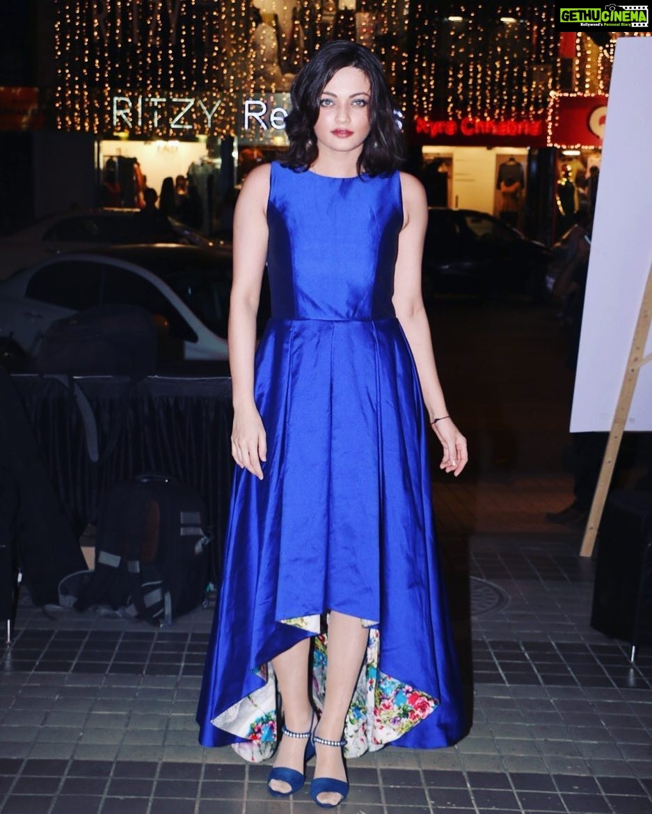 Sneha Ullal Instagram - @masalachaidubai thank you i love it..Until we meet again in Dubai 💃🏻 Happy Diwali