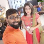 Sneha Ullal Instagram - @sarathshetty #foreverkindofpeople #ganeshchaturti2018