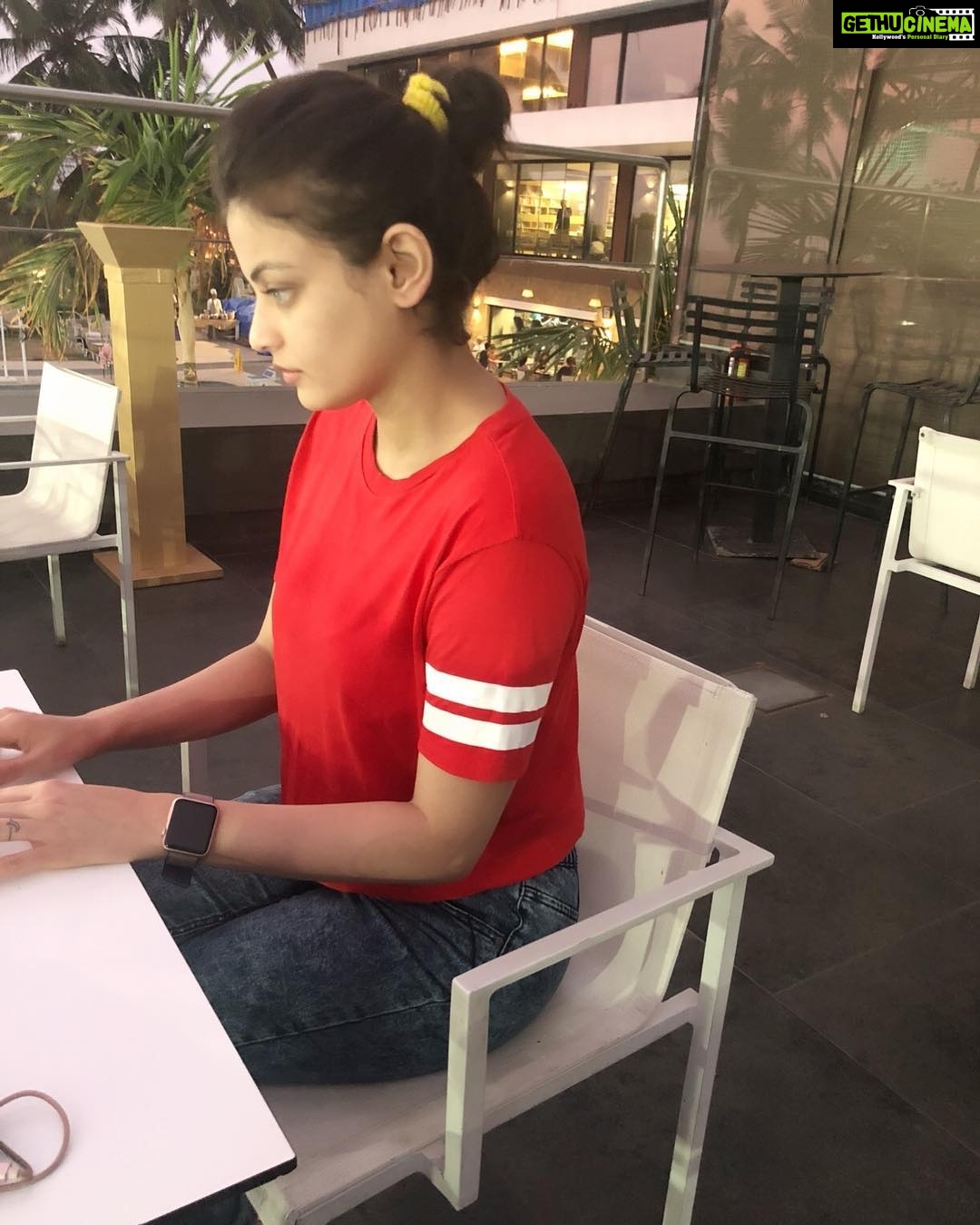 Sneha Ullal Instagram - #workingtowardsit #snehaullal #waitforit