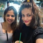 Sneha Ullal Instagram - A coffee date with @mansibajajf #keepitreal #snehaullal ☕️👭