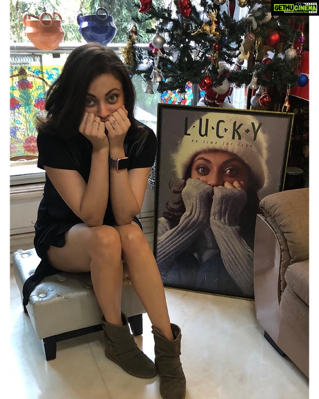 Sneha Ullal Instagram - Her Or Her? (you have to choose one) My pic my rules