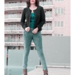Sneha Ullal Instagram - It takes nothing to join the crowd. It takes everything to stand alone.#standingtall