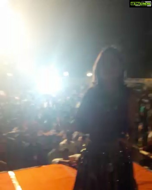 Sneha Ullal Instagram - I was telling the crowd to stop asking for selfies and dance some Dandiya