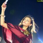 Sneha Ullal Instagram – Taking a selfie wth the crowd.#navratri2017