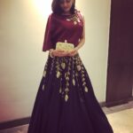 Sneha Ullal Instagram – Navratri in Bikaner
Styled 💃🏻 by @stylist_hemu
Assisted by #teamhemu
Outfit 👗 – @sionnahpretcouture 
Clutch 💼  @bogaaccessories
Heels 👠 @paioshoes 
Lagti hu na heroine type ki?😂 Bikanir Rajasthan