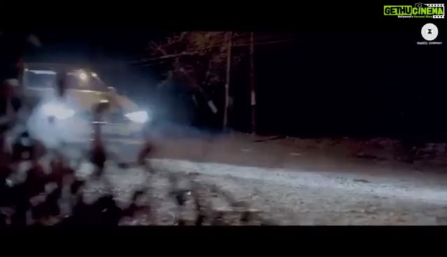 Sneha Ullal Instagram - Presenting a clip from "HAMDARD" my first ever song video since ive got back to #showbiz .💃🏻💃🏻💃🏻. #linkinbio @zeemusiccompany Madh Island