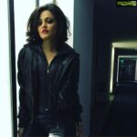 Sneha Ullal Instagram - Apun kaun????? #2017isgoingtobeamazing
