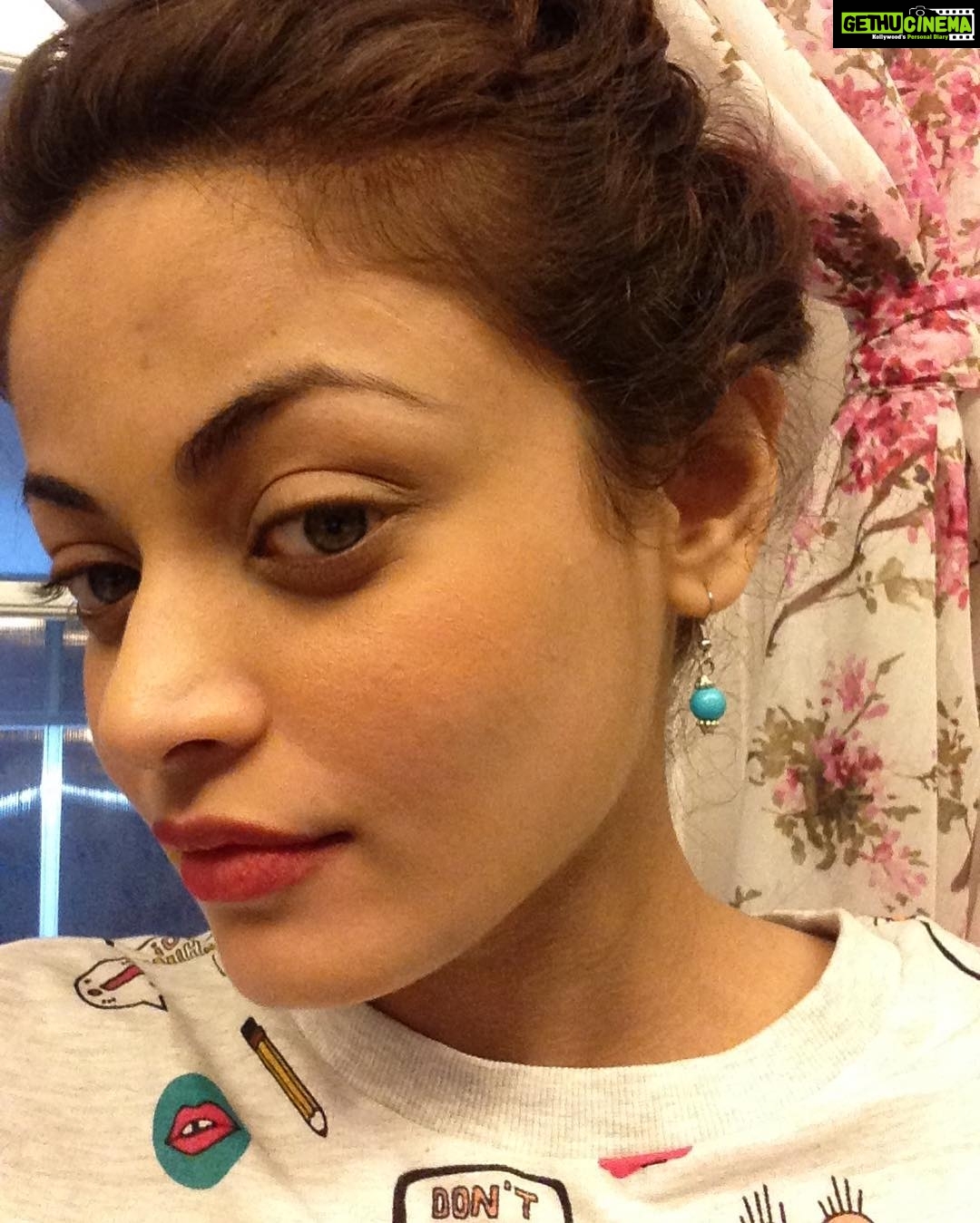 Sneha Ullal Instagram - The little earring