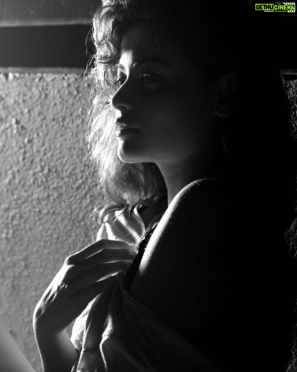 Sneha Ullal Instagram - I have loved the moon too fondly to fear the darkness.The night is the hardest time to stay alive and 4am knows all my secrets.At night,everything is so true and intense. Nights are to be loved and felt.