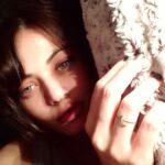Sneha Ullal Instagram - When you realize your bedroom has good lighting for a selfie..uhhhhhhhm Showing off my tattoo 😋🤓