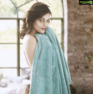 Sneha Ullal Instagram - Cozy