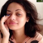 Sneha Ullal Instagram – Everyone has a wake up look.Here is mine.I usually dont smile thats just for you. #nofilter #nomakeupselfie #obviously haha.