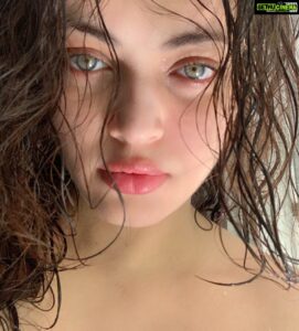 Sneha Ullal Instagram - 🚿 
.
.
#snehaullal