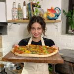 Sneha Ullal Instagram - Who wants 🍕? I am over eating last 10 days.So if you start seeing some weight on me,pls accept gracefully 🤤😂🍕#snehaullal #vegan