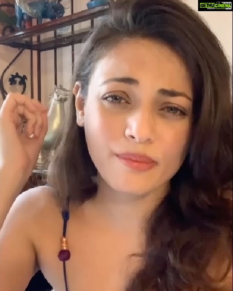 Sneha Ullal Instagram - Politics is killing alot people over and above Covid already is.I dont think we can depend on anyone to tc of us anymore.All we can do is take care of ourselves and our loved ones.We are on our own.#fightingcovidtogether #lockeddowntogether #snehaullal If you have the luxury to stay home,please do so just until the cases start declining atleast.🙏🏻