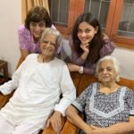 Sneha Ullal Instagram - Lost my massy today.She was fighting cancer and covid.She lived a beautiful life and i want you to know who she is.Take care of your elders.Be there for them.Be good.