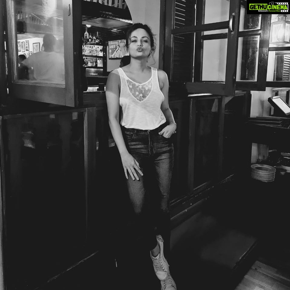Sneha Ullal Instagram - KEEP IT REAL #snehaullal