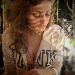 Sneha Ullal Instagram - I love hot hot hot showers and you? Hot or cold?