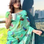 Sneha Ullal Instagram – 💚Free Birds.I love this saree.Its beautiful and its perfect for me.Shop the new collection at @beatitude_stories 💚
Thank you so much, i really love it.Go green.
Make up by @zainab_sayyed
Hair styled by @ip_o_d @podhairdressingacademy