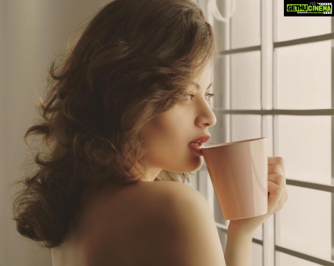 Sneha Ullal Instagram - It is love alone that leads to right action.What brings order in the world is to love and let love do what it will. Its that simple.Get real. #snehaullal #keepitreal