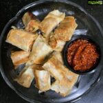 Sneha Ullal Instagram – Potato cigar rolls ( Vegan ) 
Recipe 💚
Spring roll sheets ( store bought ) 
3 potato’s ( boiled and mashed ) 
1 carrot ( grated ) 
Half cup spring onion 
3 tablespoons bread crumbs 
Salt,pepper & oregano as per taste 
2 tablespoons of Schezwan Sauce 
For glue-All purpose flour mix with water to make a thick batter. 
Method 💚
Mix all the ingredients together and make into tube like shape.
Place each potato tube filling on one side of the sheet.Brush the glue mix on all the sides of the sheet.Holding the filing towards you,roll the sheet into a cigar like shape tightly packing the filling in..And seal with the glue mix.
Pan fry the cigar rolls until crispy.Then chop as per image.Enjoy hot with schezwan sauce and remember me💁🏻‍♀️
#vegan #snehaullal #covid #crueltyfree 
Note- No animals were harmed while preparing this dish💚