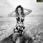 Sneha Ullal Instagram - 🌊 🖤