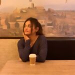 Sneha Ullal Instagram - Coffee time at cafe 115 @oakwoodresidencekapilhyderabad @stayoakwood ☕️ ☕️ ☕️ ☕️ #snehaullal