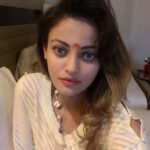Sneha Ullal Instagram - Thank you for my outfit @disha_nimi ❣️Elegant & simple just how i like it and everything else to be.