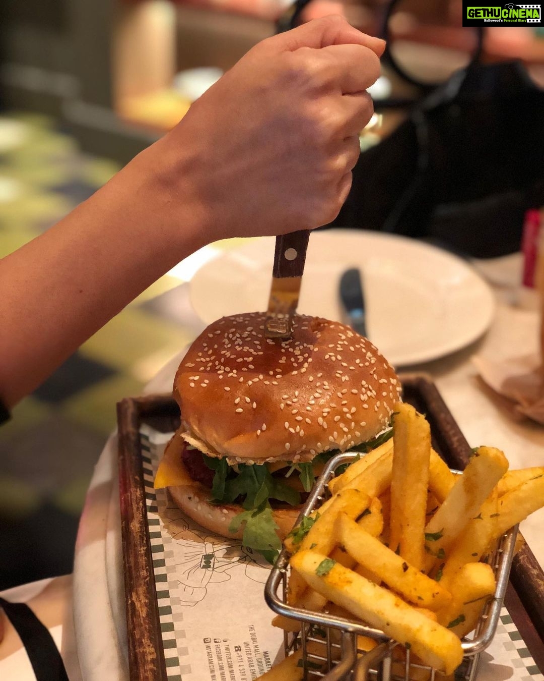 Sneha Ullal Instagram - Over ordered but did not over eat