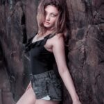 Sneha Ullal Instagram - 🖤Love me like you do🖤 . . . Clicked by @sarathshetty Hair by @ip_o_d No make up