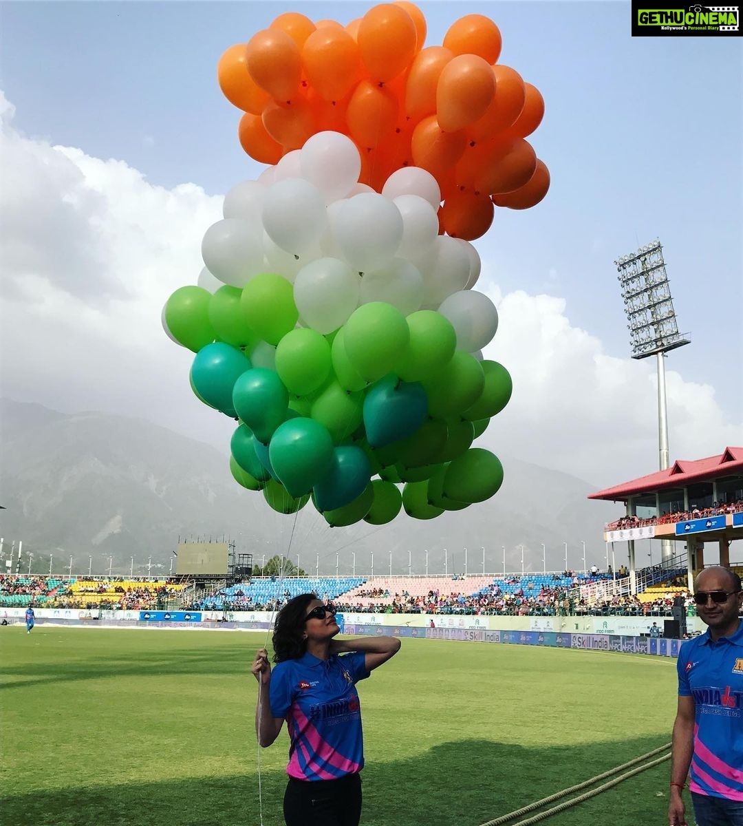 Sneha Ullal Instagram - Our 73rd Independence day doesn’t mean anything if you dont really feel free.. #snehaullal #india