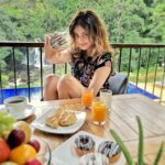 Sneha Ullal Instagram - 🖤💚🍩💚🖤 Ayatana Coorg