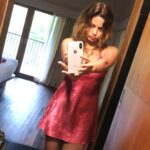 Sneha Ullal Instagram – A broken phone is like a broken heart.😔