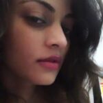 Sneha Ullal Instagram - 👑 🐝