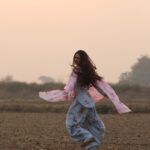 Sonam Bajwa Instagram - Kal nu….💐 You know what it is right?