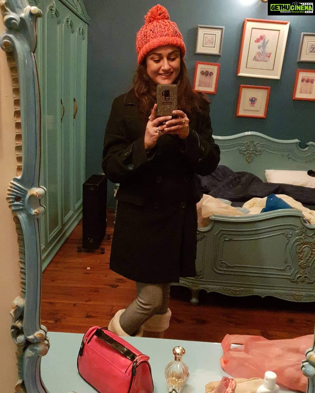 Sonia Agarwal Instagram - #familytime #soniaagarwal #winters #kasauli