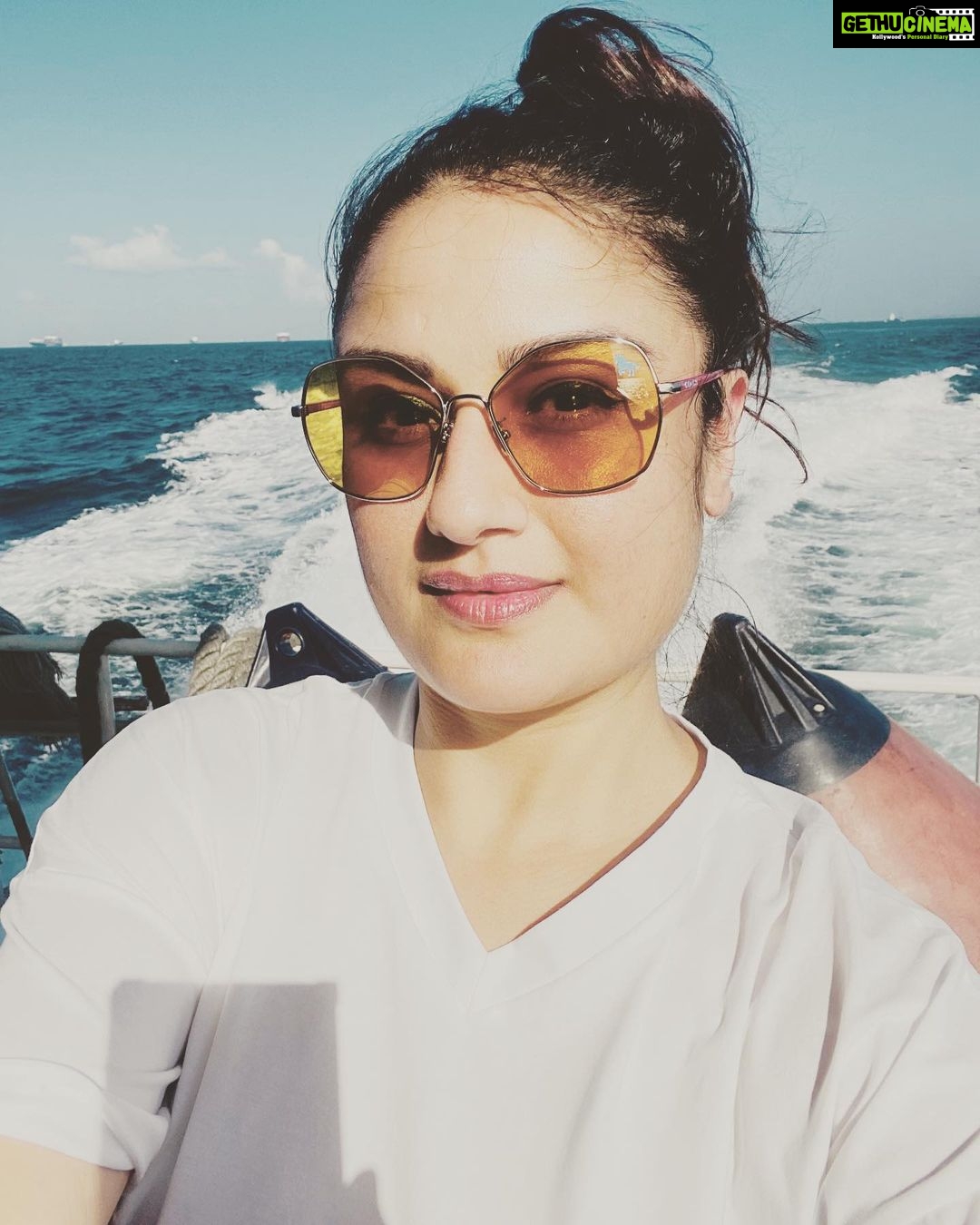 Sonia Agarwal Instagram - Happy new year every1 🥳💕 #latepost #soniaagarwal #singapore #vacay