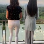 Sonia Agarwal Instagram - Fun times on the sets of #grandma wid my dear friend @vimraman #kerala #shoot #godsowncountry