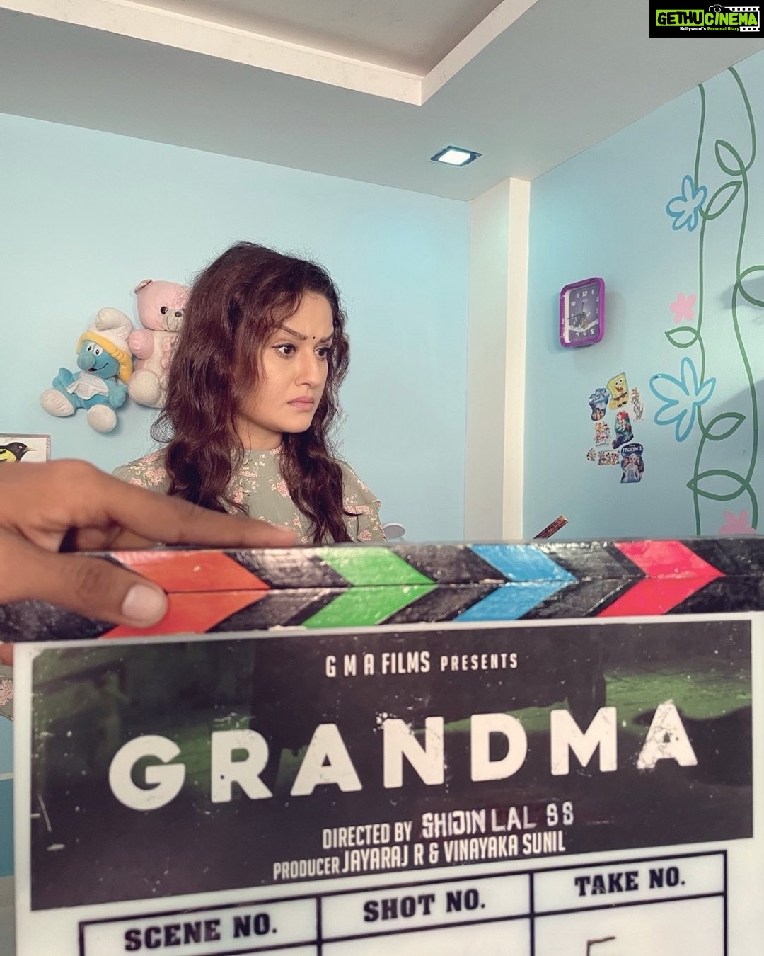 Sonia Agarwal Instagram - #firstdayshoot #grandma #soniaagarwal #kerala #tamilfilm