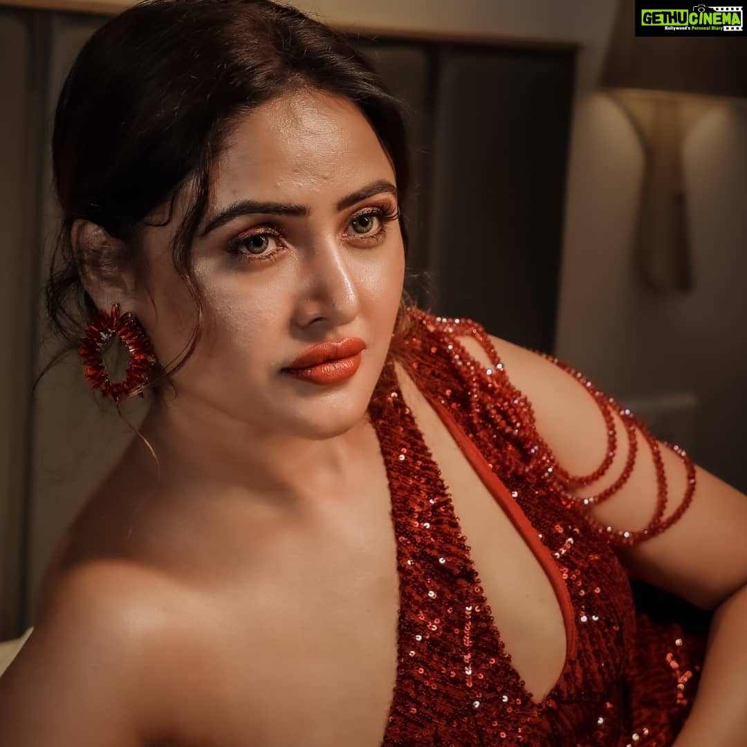 Sony Charishta Instagram - #❤❤ . . . . . . . . . . . . . . . . . . . @nithuprince #sonycharishta #sonycharishtafanc #popular #instagram #trending #love #tollywood #tamilactress #viral #instagood #explorepage #photography #followforfollowback #likeforlikes # #explore # # #kannda#opadha #photooftheday #famous #memes #likes #picoftheday #beautiful # #model #cute #style # #beauty #bhfyp