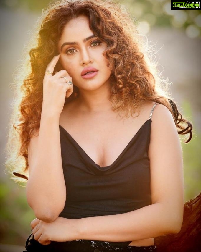 Sony Charishta Instagram - #Look for the magic in every moment.”#🤩❤ . . . . . . . . . . . . . #comment #sonycharishta #sonycharishtafanc #popularpage #foryou #meme #insta #new #instamood #pop #f #instalike #trend #followers #life #youtube #video #m #l #me #edits #attitude #edit #top #k #share #bhfyp #bloggerstyle #@sandalwood.samachara @sandalwood__adda @sandalwood.adda