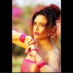 Sony Charishta Instagram - #justbreathe .#💗💗💗 #😊🤗 . . . . . . . . . . . . . . . . #reels #reelsinstagram #love #lovereels #sonycharishta #sleflove #actress #lifestyleblogger #lipstick #sareeaddict #sareeindia #southactress #bloggerstyle #glamour #glamlook #glamworld #glammakeup #hotestgirl #lipgloss #pink #pinkdress #bfyp #sony #hairstyles #cute #glow #fashionblogger #