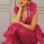 Sony Charishta Instagram - #❤️❤️❤️ . . . . . #reels #reelsinstagram #sonycharishta #nofilters #love #hindisongs #arrahman #viral #viralvidoes #video #reelkarofeelkaro #reelitfeelit #reelsindia #instareels #instaindia #cuties #traditionalwear #face #naturallight #naturephotography #blogger #beauty #blue #reddress #redhot #hotmodel #sexystyle #sexyhair