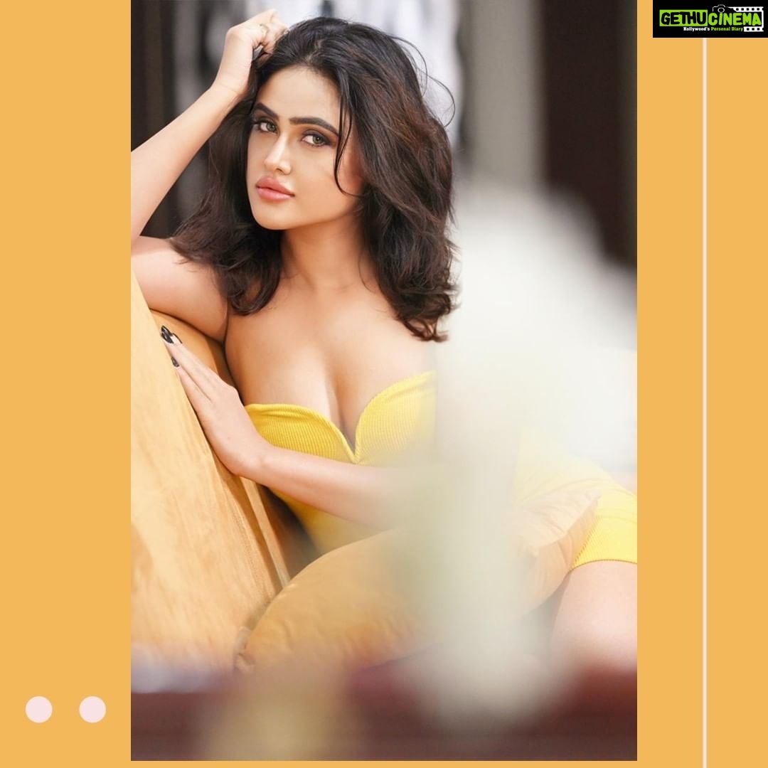 Sony Charishta Instagram - Yellow is For Follow #bollywood #tollywood #model #photoshoot