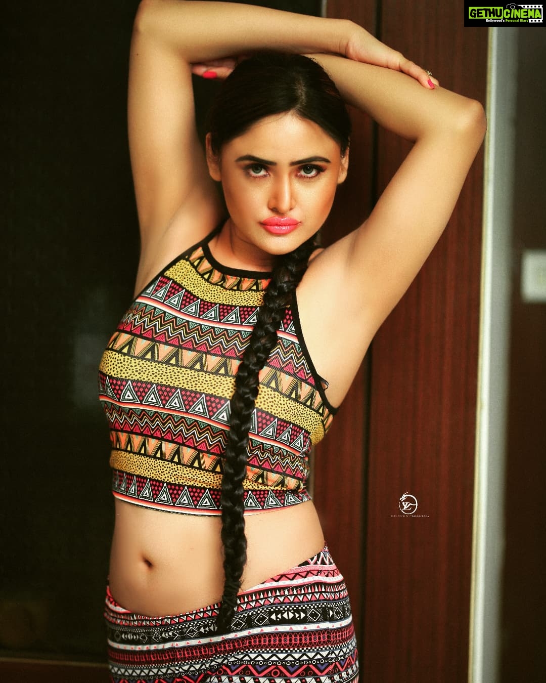 Sony Charishta Instagram - #🌠 . . * * * * * * * * * * * . . . . @naveen_photography_official #sonycharishta #sonycharishtafanc #sexyactresses #actressnavel#actressarmpits #armpitmilkcream #underarmpits #sexyarmpit #hotarmpits #armpitwaxing #armpitsexy #sweatyarmpits #cleanarmpits #armpitsislove #navels #armpitslover #armpitwhitening#mems #armpitgirl #femalearmpit #cleanarmpit #shavedarmpit #armpitgirls #beautifularmpits #explore #sexyarmpit #hotarmpits #femalearmpits#explorepage✨