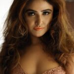 Sony Charishta Instagram – #😊🤗
#reels #reelsinstagram #fashionista #fashionpost #modellife #sonycharishta #sexyactresses #hotonbeauty #hotactress #telugu #topmodel #kollywood #bollywoodfashion #lifestyleblogger #hotmodel